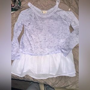 Unique Cold Shoulder Sweater (peak a boo shoulder)